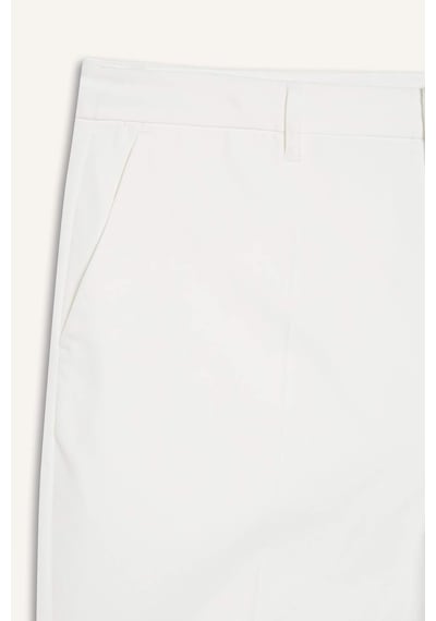 DeFactoFit Standart Fit Sporcu Kısa Paça Dokuma Şort E4136AX25SMWT34