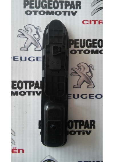 Peugeot 307 Sag Ön Cam Açma Dügmesi 390224926