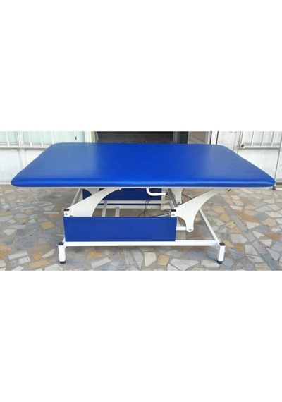 Düz Motorlu Bobath Masası Yükseklik Ayarlı Geniş Platformlu Elektrikli Egzersiz Yatağı 120x190 Cm