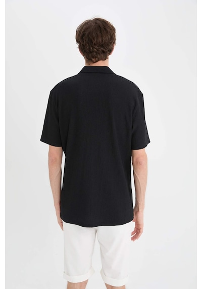 Defacto 	Modern Fit Polo Yaka Dokulu Penye Kısa Kollu Siyah Gömlek C4125AX24SM Siyah