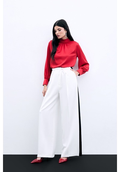 Sateen Yaka Detaylı Saten Bluz - Kırmızı-130536 Kırmızı