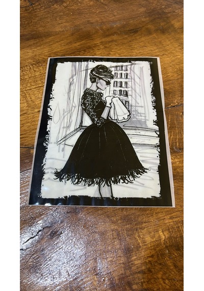 Ütü İle Yapışan Tasarım Kara Kalem Kız Transfer Baskı Arma 26x19 Cm