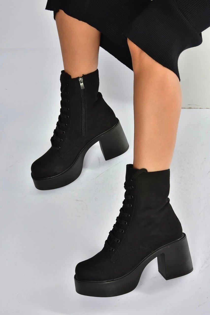Fox Shoes V726681502 Siyah Süet Kalın Topuklu Bağcıklı Kadın Bot Siyah-Süet