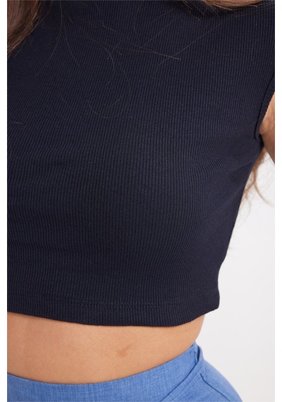 Tudors Kadın Slim Fit Dar Kesim Pamuklu Likralı Dik Yaka Sıfır Kol Yumuşak Dokulu Lacivert Crop Bluz-50466