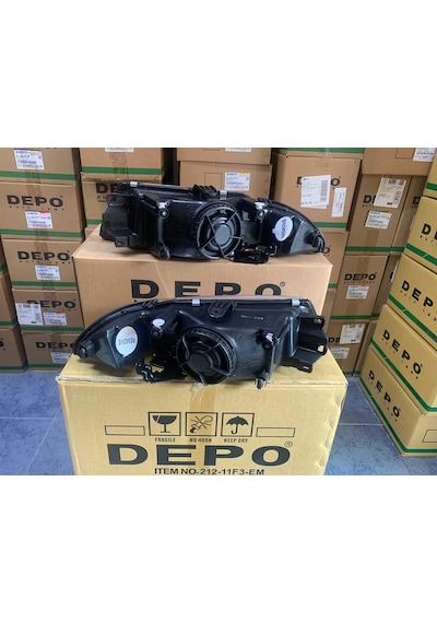Mitsubishi Carisma 2000-2005 Arası Depo Sağ Ve Sol Far Takım Beyaz Mr485383 / Mr485384
