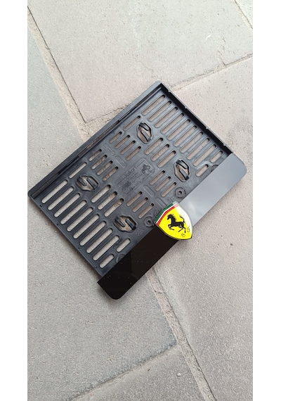 Ferrari Logo Uyumlu Motor Plakalık Motorsiklet Plakalık Lazer Kesim Plakalık Ferrari Plakalık