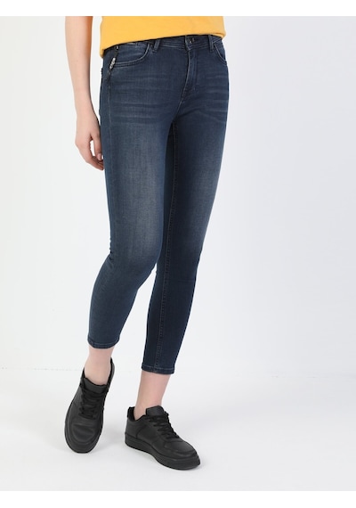 Colin's 759 Lara Orta Bel Dar Paça Super Slim Fit Koyu Mavi Kadın Jean Pantolon CL1048711_Q1.V1_DN40902 Koyu Mavi Colin's 759 Lara Orta Bel Dar Paça Super Slim Fit Koyu Mavi Kadın Jean Pantolon CL1048711_Q1.V1_DN40902 Koyu Mavi