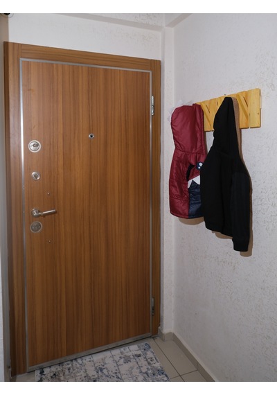 Ahşap Duvar Askılığı Sarı
