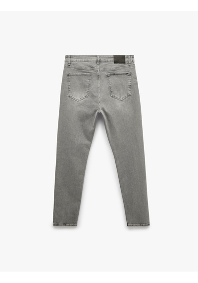 Koton Yıkamalı Cep Detaylı Normal Bel Slim Fit Pamuklu Dar Paça Jean Pantolon - Slim Fit Jeans Gri 7wam40172nd Koton Yıkamalı Cep Detaylı Normal Bel Slim Fit Pamuklu Dar Paça Jean Pantolon - Slim Fit Jeans Gri 7wam40172nd
