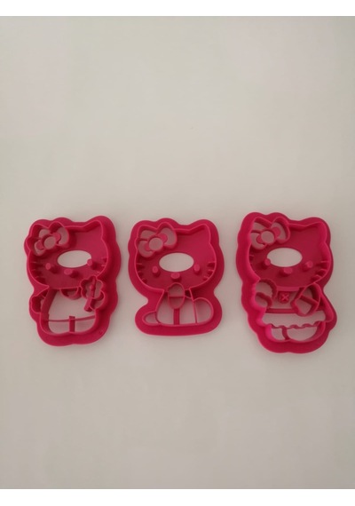 Tupperware Hello Kitty Kurabiye Kalıbı 3 Lü Çok Renkli