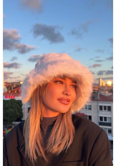 Mollycrush Suni Kürklü Peluş Bucket Kalpak Şapka Luxury Kadın Beyaz Rus Slav Tarzı Beyaz