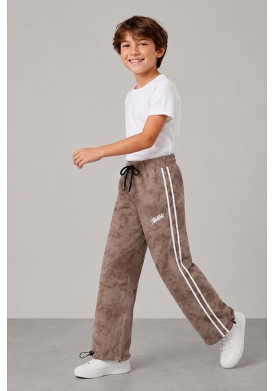 Pina Kids Erkek Çocuk Beli İpli Rahat Kesim Paça Ayarlanabilir Lastikli Eşofman Altı Esf7015 Kahverengi Pina Kids Erkek Çocuk Beli İpli Rahat Kesim Paça Ayarlanabilir Lastikli Eşofman Altı Esf7015 Kahverengi
