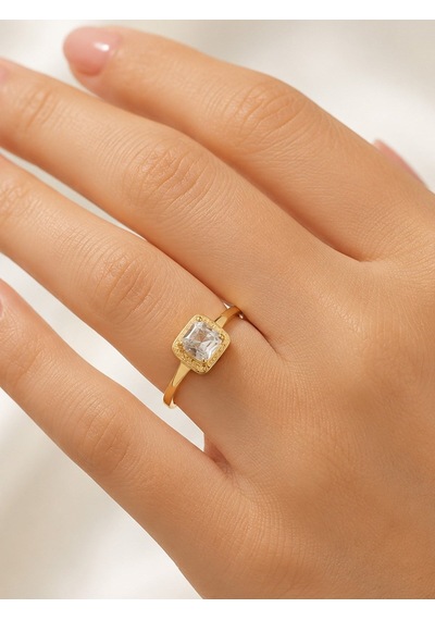 14 Ayar Altın Emerald Kesim Kare Zirkon Taşlı Zarif Kadın Yüzüğü