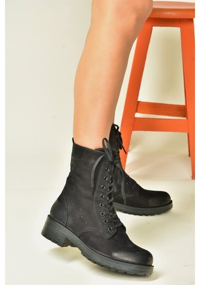 Fox Shoes Siyah Hakiki Deri Nubuk Günlük Kadın Postal Bot N555400101 Siyah Nubuk