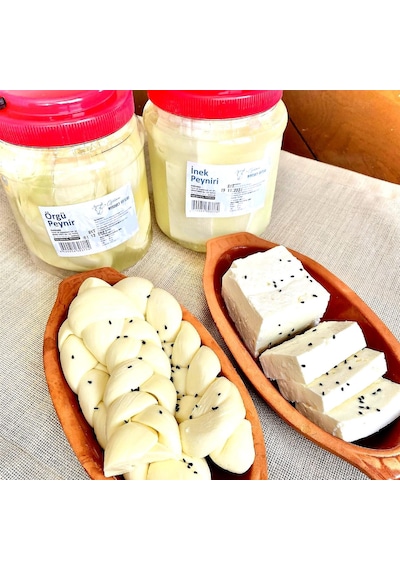 Niyazibey Çiftliği Örgülü Peynir Çiftikten Direk 1 KG