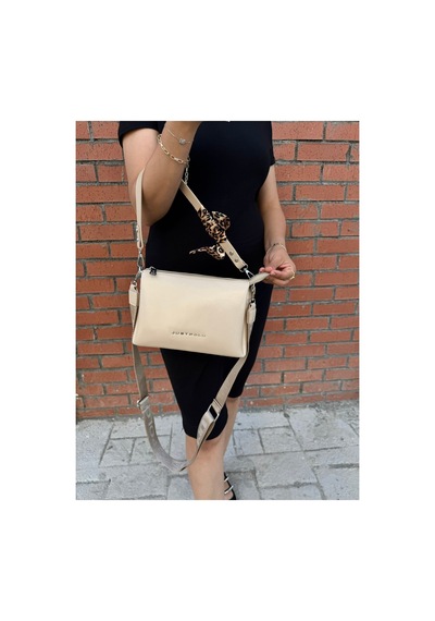 Just Polo Kadın Premium Şal Detaylı Yumuşak Deri Ayarlanabilir Askılı Çapraz El Ve Omuz Çantası Ebat : 28 X 18 Cm Vizon