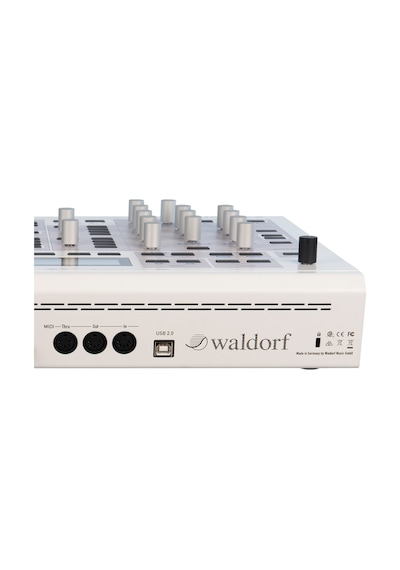 Waldorf Kyra virtual Analog Fpga-based Synthesizer