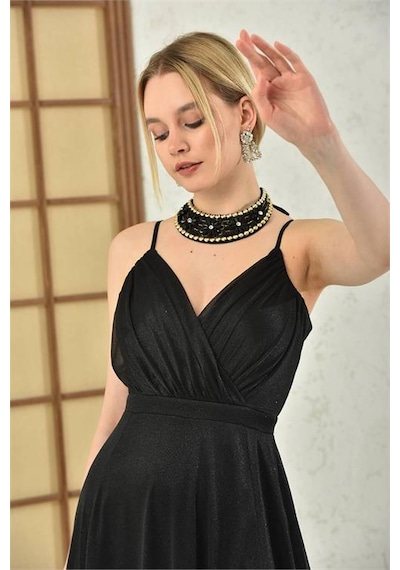 Neşeli Butik Kadın Siyah Simli Yırtmaç Detaylı Askılı Uzun Abiye Nbs9276 Siyah