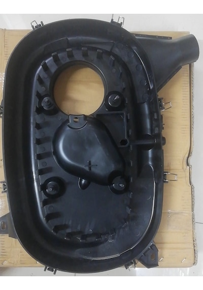 W124-201 102 Motor Hava Filitre Kazanı Kapaksıza0150948802 Kyburg