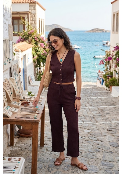 Lela Regular Fit V Yaka Yelek-pantolon Gofre Takım Bayan Takım 5866484 Bordo Lela Regular Fit V Yaka Yelek-pantolon Gofre Takım Bayan Takım 5866484 Bordo