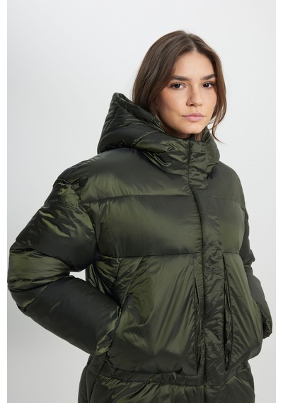 Wrangler Loose Fit Rahat Kesim Kapüşonlu Haki Şişme Mont W242638801 Haki