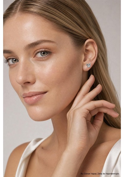 Minik Kelebek 18 Ayar Beyaz Altın Kaplama Gümüş Flat-lobe Piercing