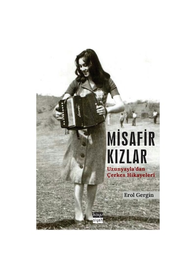 Misafir Kızlar - Erol Gergin - Koyu Siyah