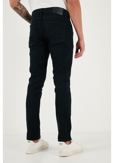 Buratti Pamuklu Normal Bel Regular Fit Boru Paça Jeans Erkek Kot Pantolon 2211C05Parma Koyu Lacivert Buratti Pamuklu Normal Bel Regular Fit Boru Paça Jeans Erkek Kot Pantolon 2211C05Parma Koyu Lacivert