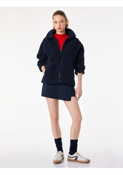 Koton Uzun Kollu Dik Yaka Cep Detaylı Fermuarlı Oversize Peluş Ceket Lacivert 6wmg60028ık Koton Uzun Kollu Dik Yaka Cep Detaylı Fermuarlı Oversize Peluş Ceket Lacivert 6wmg60028ık