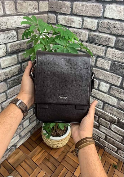 Guard Kahverengi Hakiki Deri Erkek Omuz Çantası P1736 Kahverengi