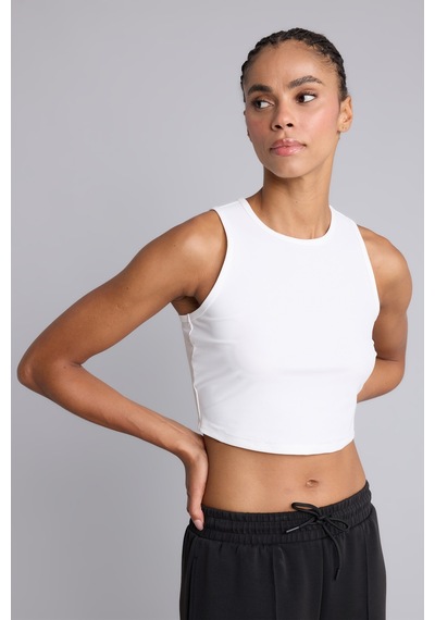 Defacto Crop Top Bisiklet Yaka Sporcu Atlet E7723ax26auer105 Ekru-er105