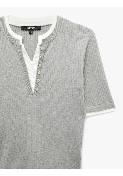 Koton Regular Fit Kısa Kollu Katmanlı Henley Yaka Düğmeli Triko Kazak Antrasit 7wak90467ht