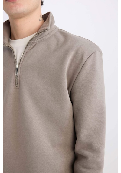 DeFacto Comfort Regular Fit Rahat Kalıp Fermuarlı Dik Yaka Basic Düz Sweatshirt X7405AZ25SPKH510 DeFacto Comfort Regular Fit Rahat Kalıp Fermuarlı Dik Yaka Basic Düz Sweatshirt X7405AZ25SPKH510
