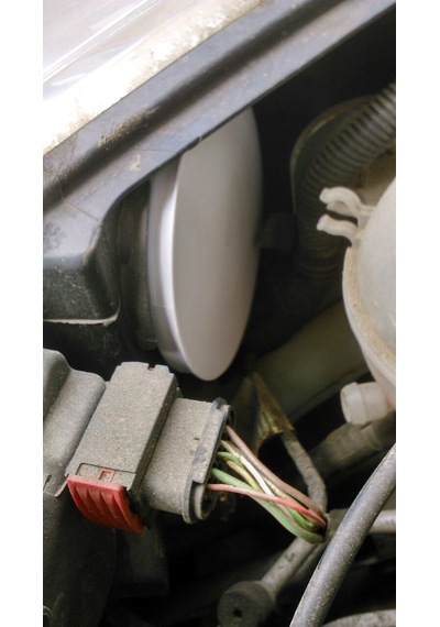 Peugeot 207 Far Kapak