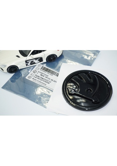 Dk Tuning Skoda Bagaj 8cm Yeni Nesil Parlak Siyah Logo Amblem