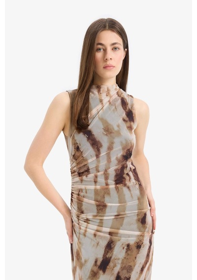 DeFacto Bodycon Vücudu Saran Batik Tül Kolsuz Maxi Elbise E8340AX25SPBN226 DeFacto Bodycon Vücudu Saran Batik Tül Kolsuz Maxi Elbise E8340AX25SPBN226