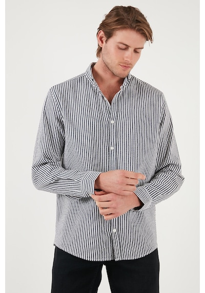 Buratti Pamuklu Çizgili Düğmeli Yaka Uzun Kollu Regular Fit Erkek Gömlek Cf23S112237 Lacivert-Beyaz Buratti Pamuklu Çizgili Düğmeli Yaka Uzun Kollu Regular Fit Erkek Gömlek Cf23S112237 Lacivert-Beyaz