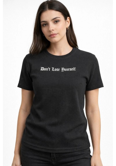 Wear Vexel Kadın Wafıl Kumaş Tişört Regular Kalıp Bisiklet Yaka Baskılı T-shirt - Siyah Siyah Wear Vexel Kadın Wafıl Kumaş Tişört Regular Kalıp Bisiklet Yaka Baskılı T-shirt - Siyah Siyah