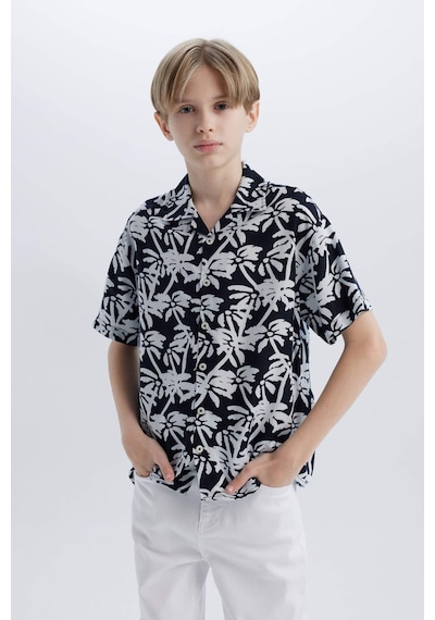 DeFacto Erkek Çocuk Oversize Geniş Kalıp Polo Yaka Desenli Kısa Kollu Gömlek E2969A825SMNV146