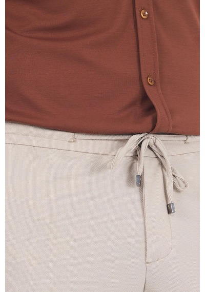 İmza Açık Bej Esnek Lastikli Yandan Cepli Casual Comfort Fit Jogger Pantolon 1003250210 Açık Bej İmza Açık Bej Esnek Lastikli Yandan Cepli Casual Comfort Fit Jogger Pantolon 1003250210 Açık Bej