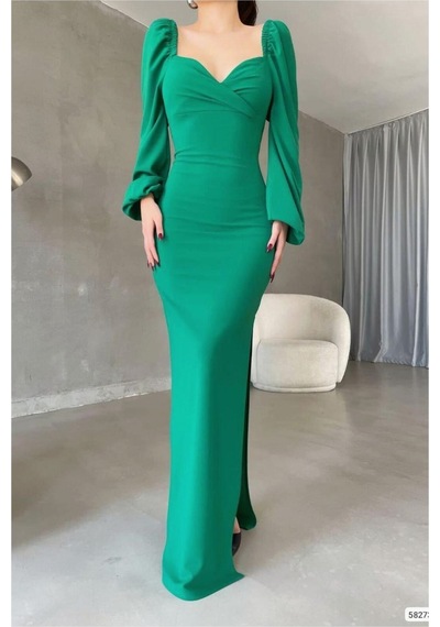DefyModa Kadın Zarif Stil Krep Kumaş Kalp Yaka Yırtmaçlı Maxi Abiye Elbise Zümrüt