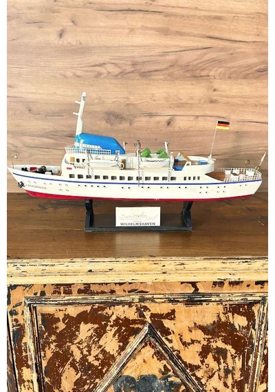 Wilhelmshaven Yolcu Gemisi Maketi