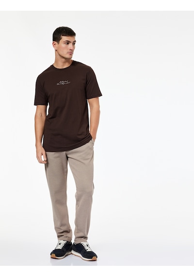Koton Straight Fit Pike Kumaş Cep Detaylı Rahat Kesim Beli Bağcıklı Pantolon Vizon 6wam40006hk Vizon Koton Straight Fit Pike Kumaş Cep Detaylı Rahat Kesim Beli Bağcıklı Pantolon Vizon 6wam40006hk Vizon