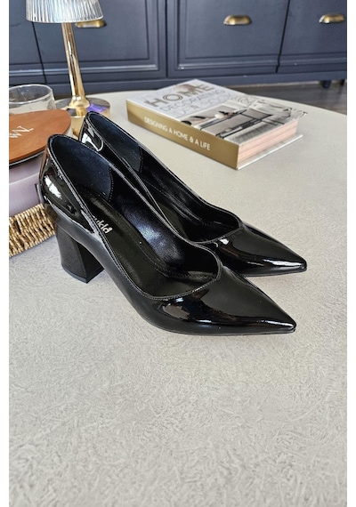 10 1817 Topukla Kadın Kalın Topuklu Stiletto Ayakkabı Siyah Rugan