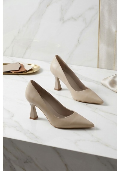 Shoetek Vienatta Kadın Stiletto İnce Topuklu Kırışık Bej Deri Bej Cilt