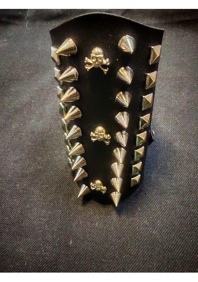 Dükkan Design Kurukafa Spike 13 Cm Deri Bileklik Siyah
