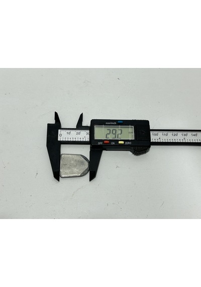 Dikiz Aynası Braketi 24.6x29.2x4.4mm 1 Adet