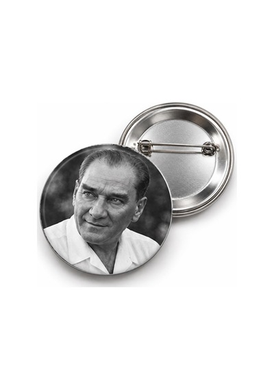Atatürk - Beyaz Gömlekli Portre - 58mm Rozet Çok Renkli