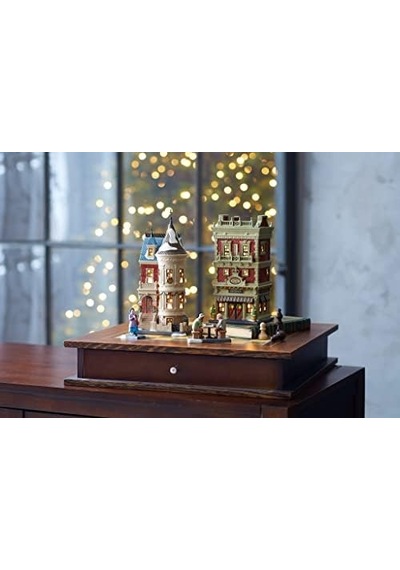 Department 56 Şehirde Noel Bir Kadın En İyi Arkadaşı, Köy Figürü, 4,97 İnç, Çok Renkli