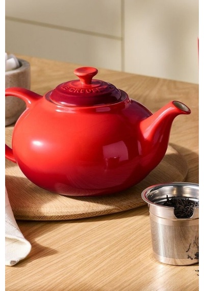 Le Creuset Paslanmaz Çelik Süzgeçli Seramik Çaydanlık, 1.3l Kırmızı